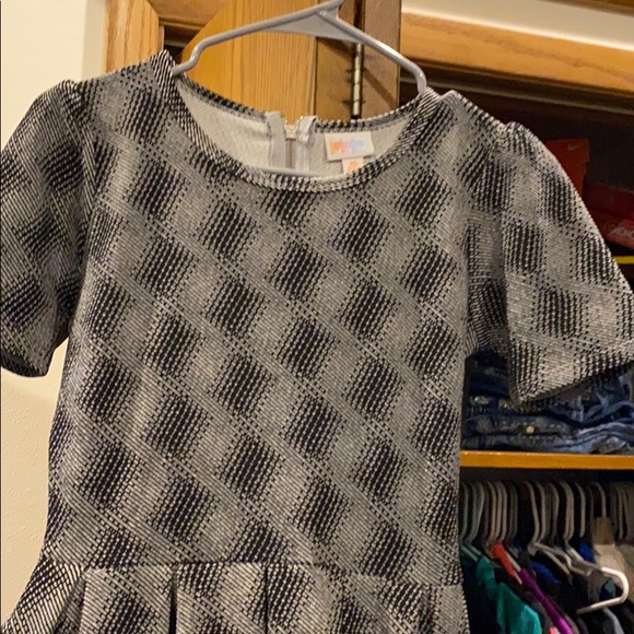 Dress - Picture 3 of 4